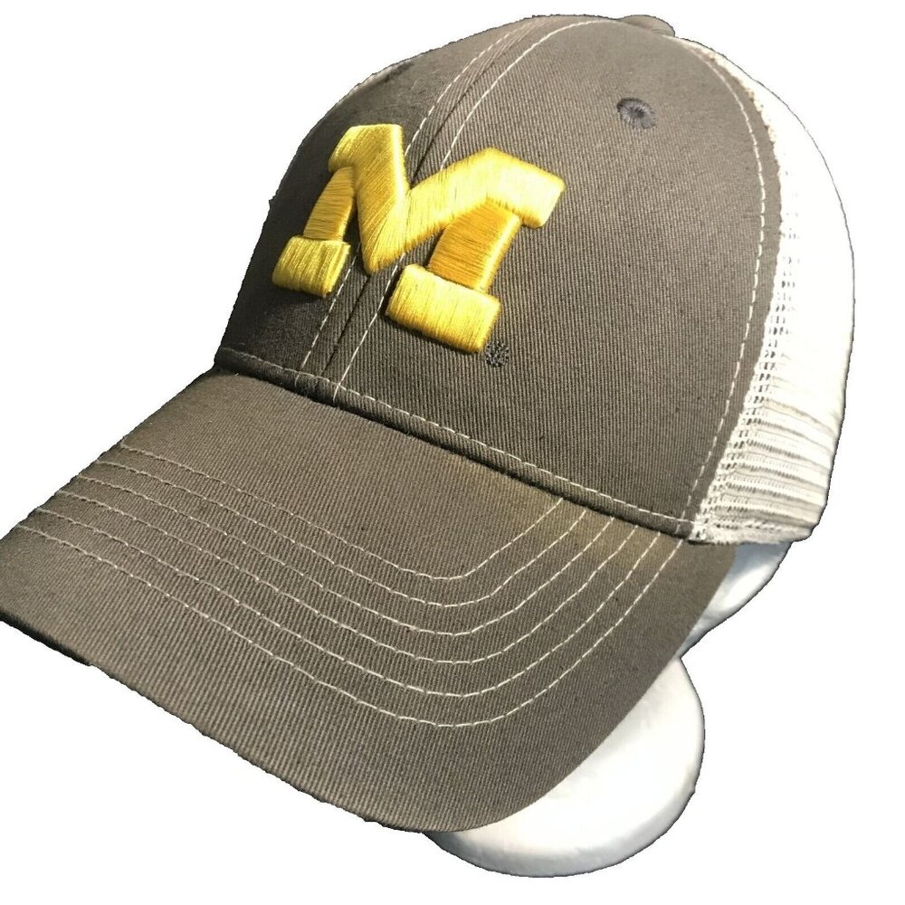 Michigan Wolverines Hat University Fan Favorite Mesh Trucker Cap Embroidered M